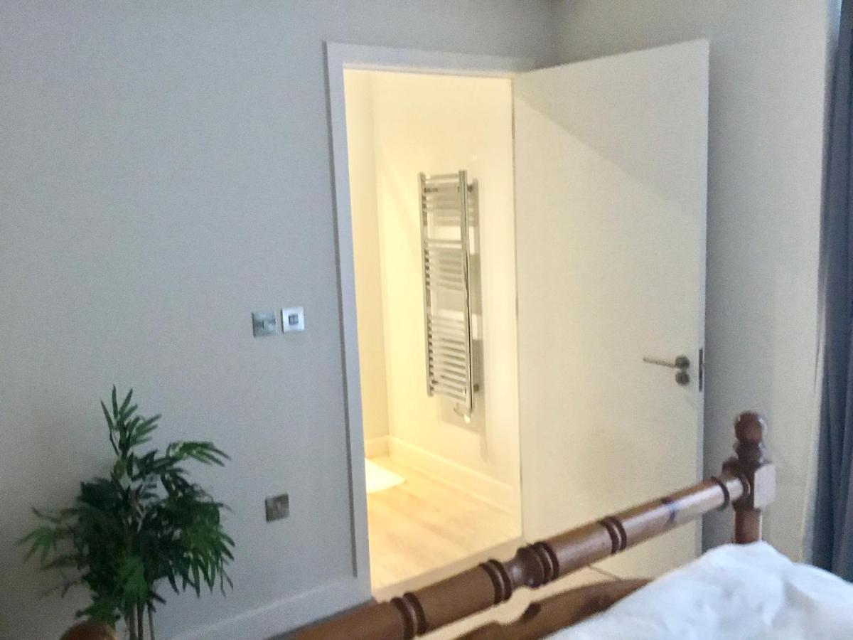 Luxury Ensuite Room 2 Minutes From Cambridge Station Exterior foto